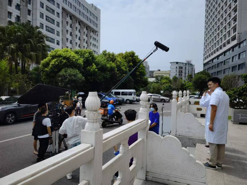 都江堰广告片拍摄公司低成本实现高规格制作的诀窍